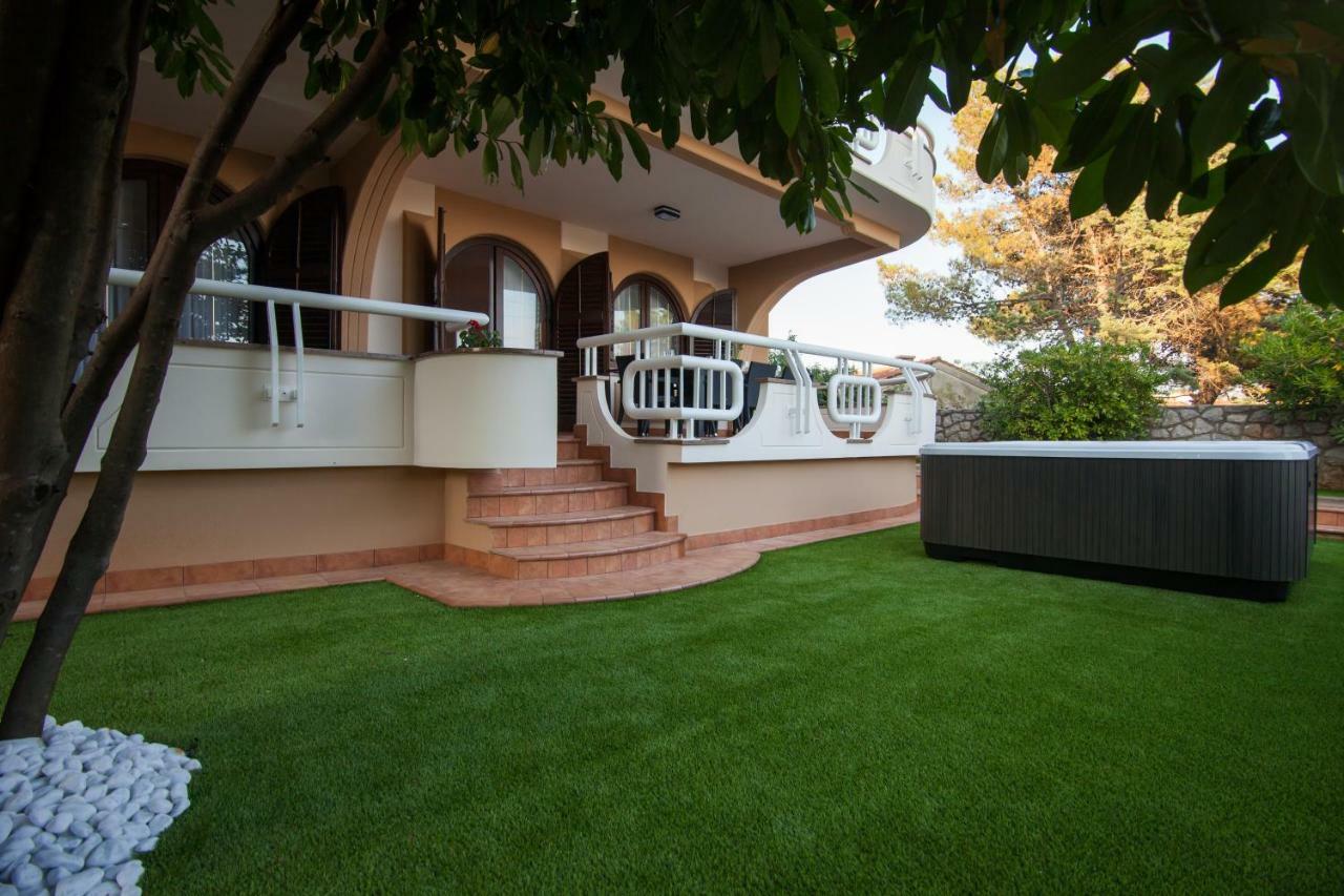 Villa Royale Krk Krk Town Exterior photo